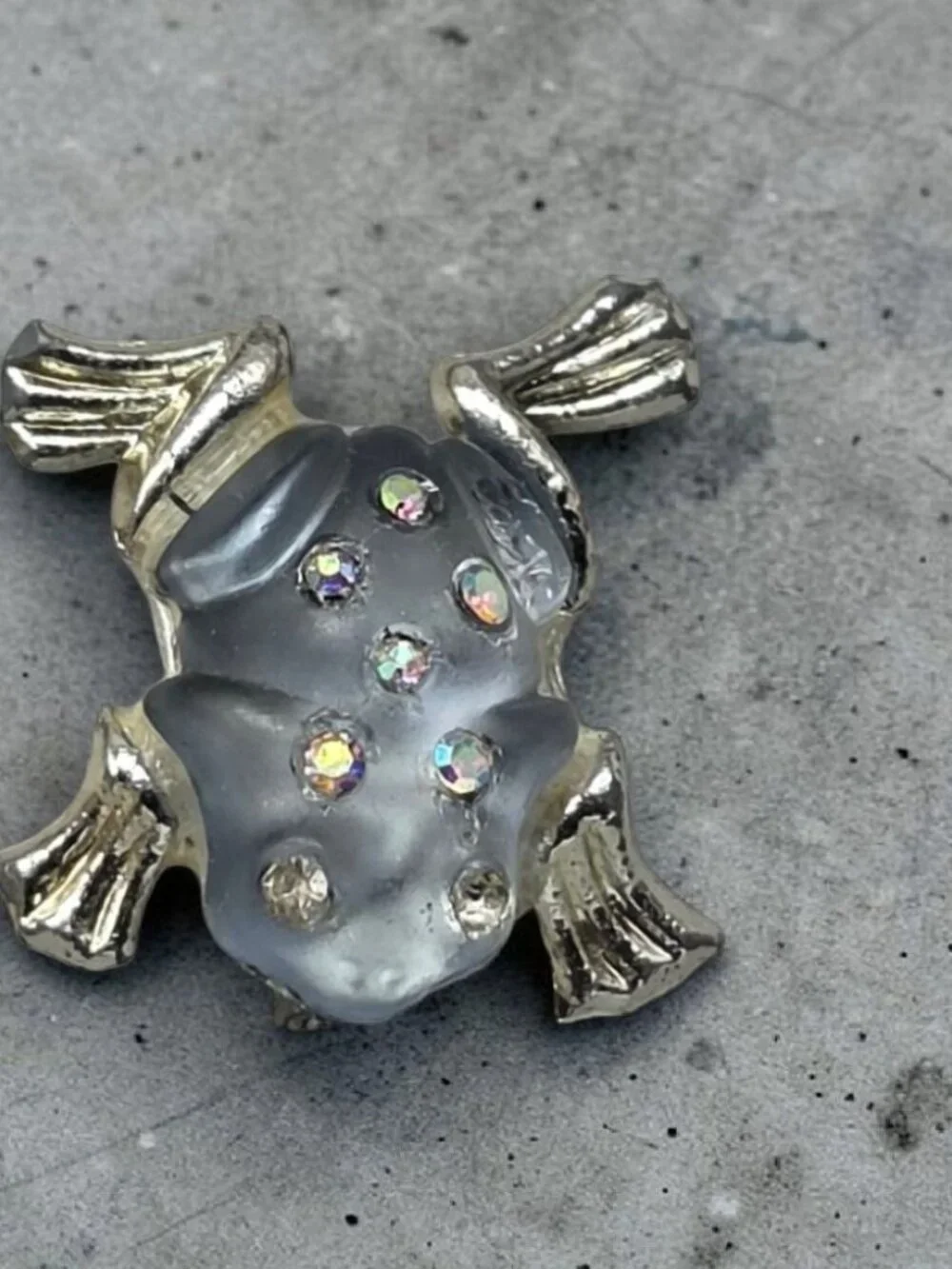Vintage Silver Tone Jelly Belly Frog Brooch Pin with Aurora Borealis Rhinestones